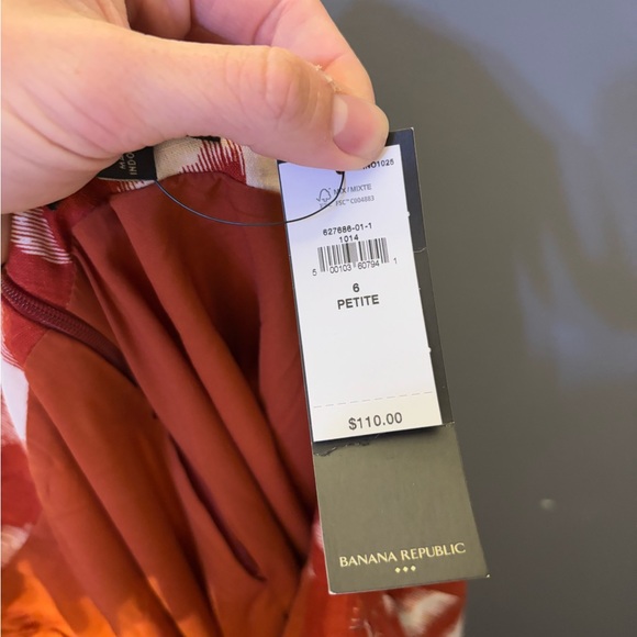 Banana Republic Linen Blend Tulip Midi Skirt Size 6P - Picture 7 of 7